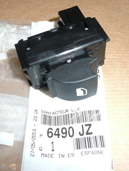 ARKA KAPI CAM AÇMA DÜĞMESİ CITROEN C4 09>18