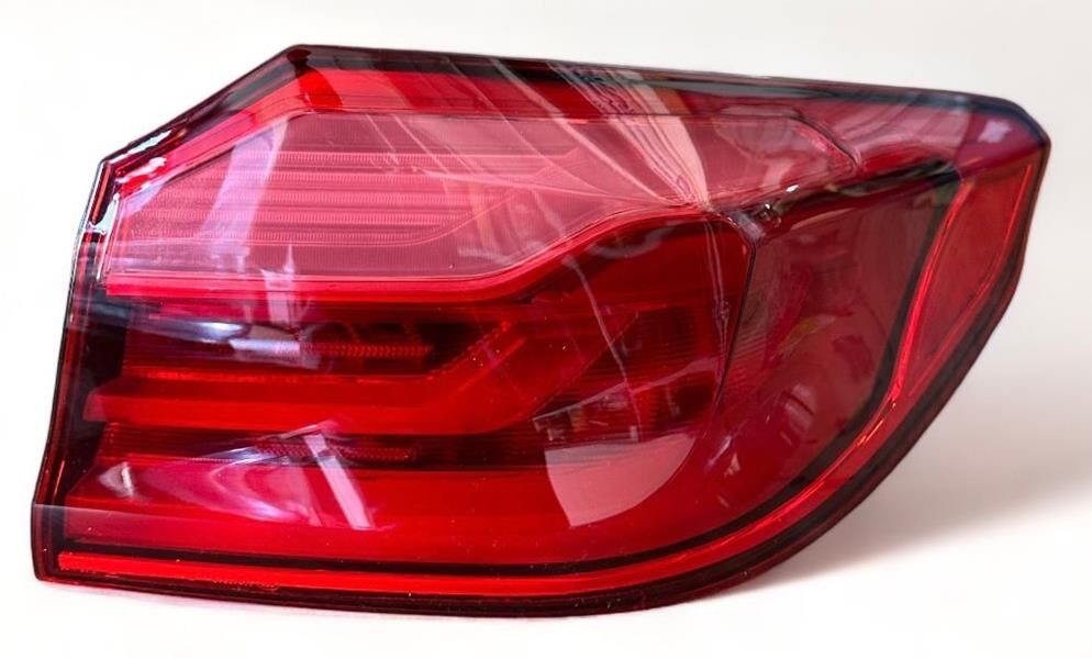 STOP LAMBASI DIŞ SOL G30-F90 2017>>