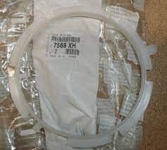 VİTES KOL ALT PLASTİĞİ C3