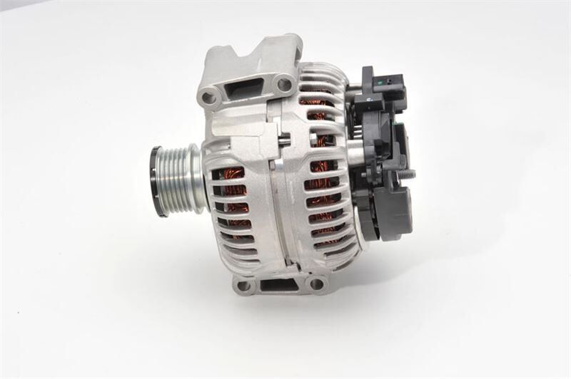 ALTERNATOR (14V 200A) MERCEDES W639 B906