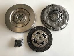 DEBRİYAJ DEBRİYAJ SETİ (BASKI+DİSK) TRANSPORTER T4 2.5TDI (95-03) (ACV-AYC) 826913